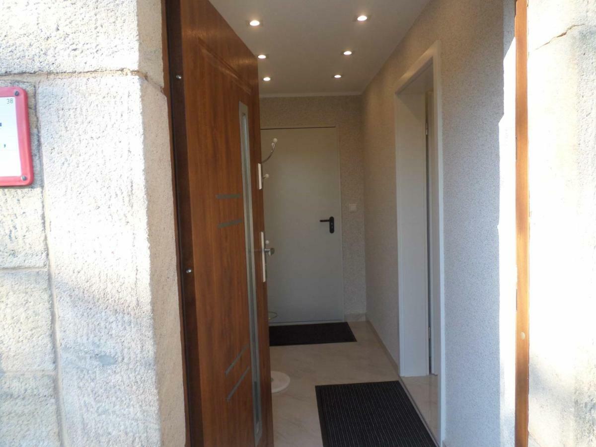 1 Zi. Apartment Naehe Flughafen/Messe Stuttgart 24H Waldenbuch Dış mekan fotoğraf